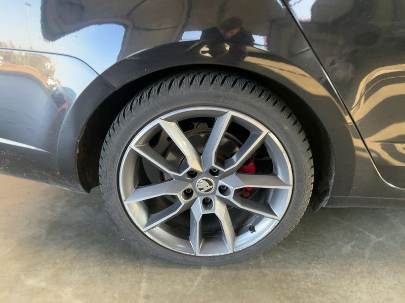 Skoda Octavia 2.0 TSI RS 2017 – снимка 9