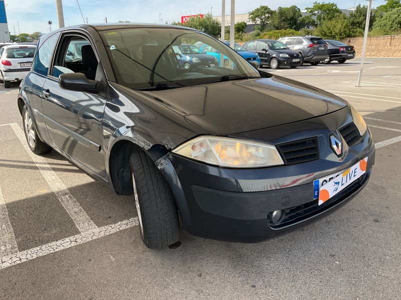 Renault Megane 1.5 dCi Authentique Confort 2005 – снимка 8