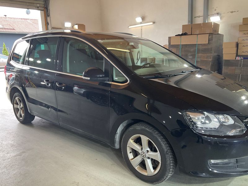 Volkswagen Sharan 2.0 TDI Comfortline 4Motion BlueMotion Tech 2016 – снимка 12