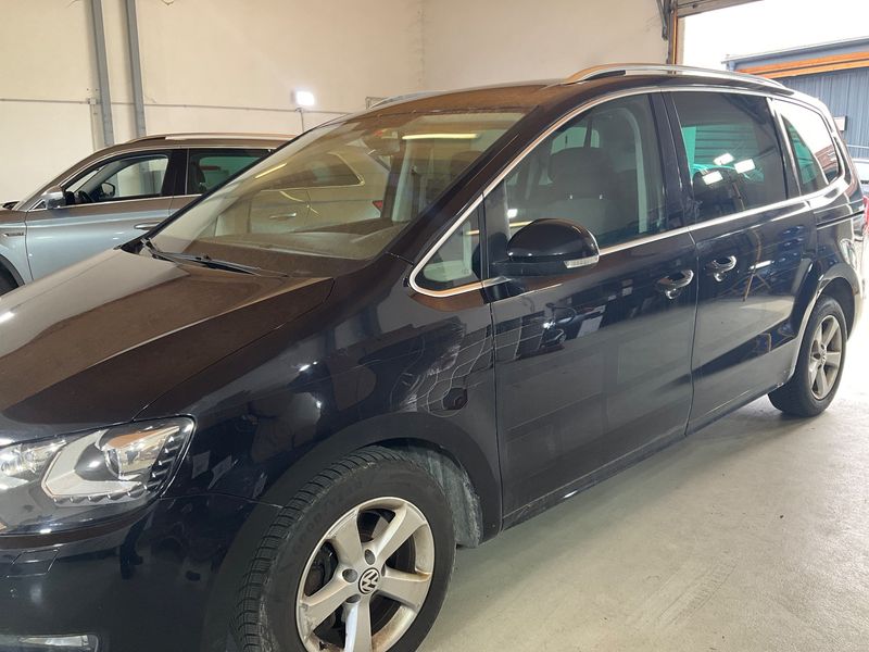 Volkswagen Sharan 2.0 TDI Comfortline 4Motion BlueMotion Tech 2016 – снимка 2