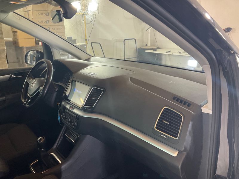 Volkswagen Sharan 2.0 TDI Comfortline 4Motion BlueMotion Tech 2016 – снимка 34