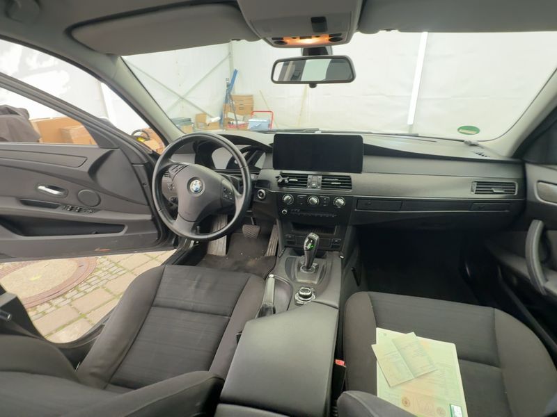 BMW 5er 520i 2010 – снимка 17
