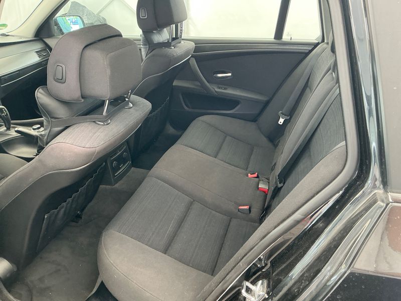 BMW 5er 520i 2010 – снимка 28
