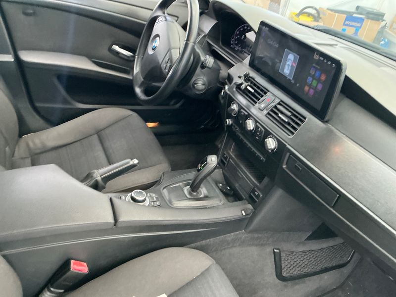 BMW 5er 520i 2010 – снимка 33
