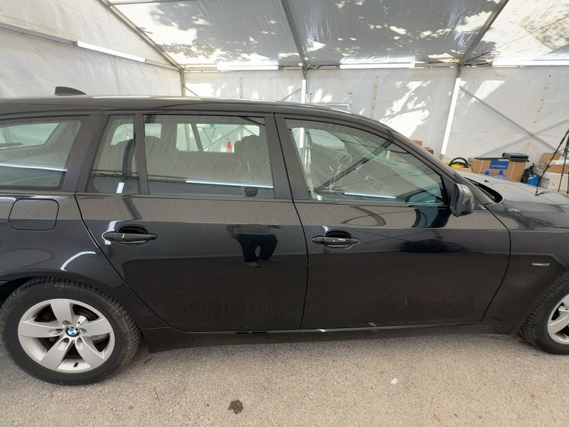 BMW 5er 520i 2010 – снимка 10