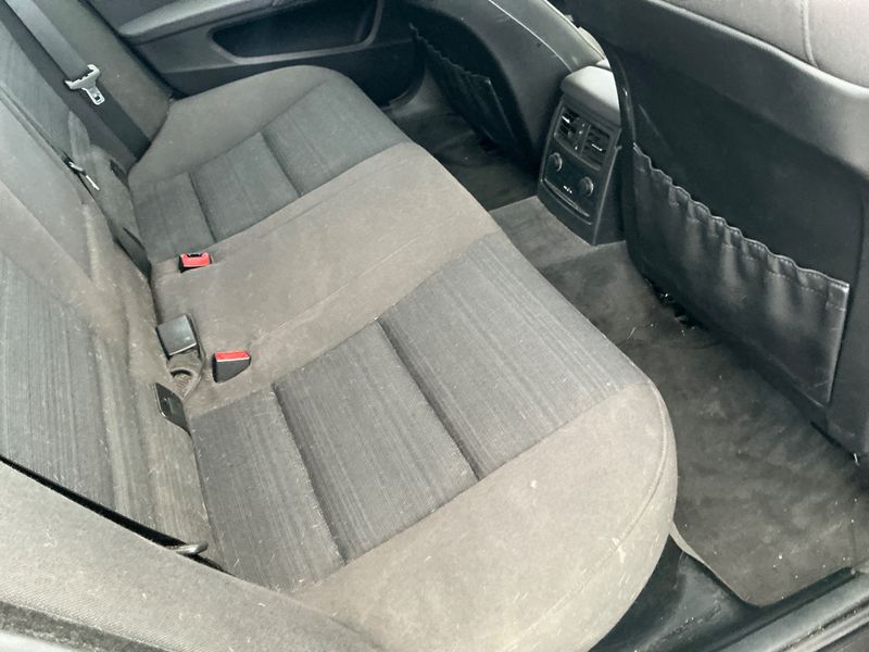 BMW 5er 520i 2010 – снимка 31