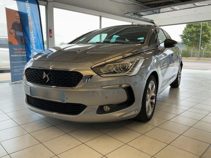 DS Automobiles DS5 2.0 Blue-HDi SoChic 2016 – снимка 1