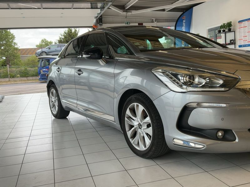 DS Automobiles DS5 2.0 Blue-HDi SoChic 2016 – снимка 12