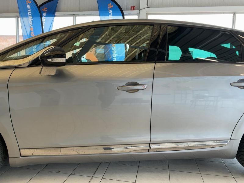 DS Automobiles DS5 2.0 Blue-HDi SoChic 2016 – снимка 4
