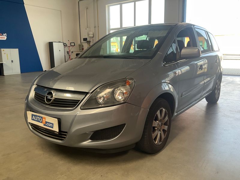 Opel Zafira 1.8 Edition Plus 2011 – снимка 1