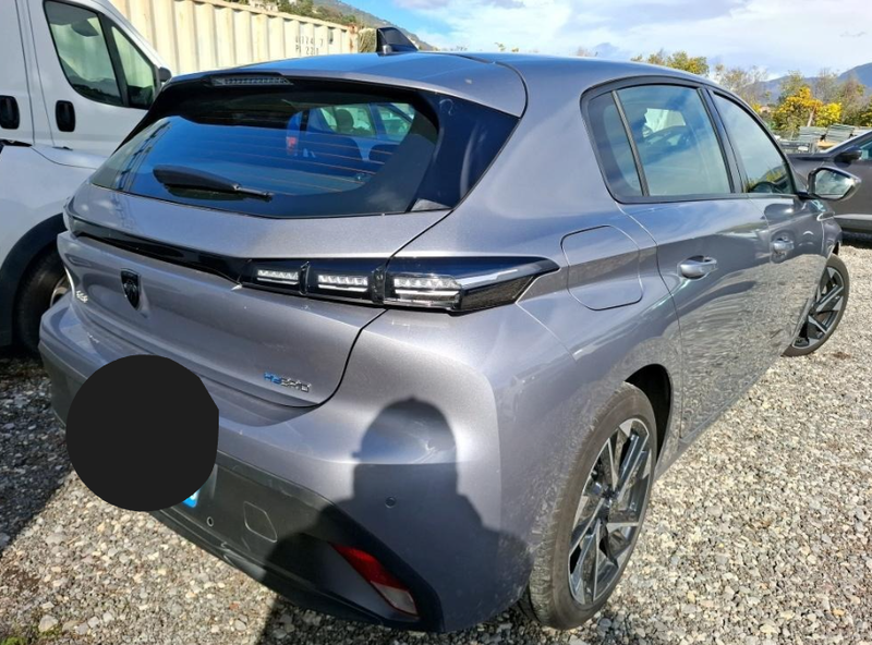 Peugeot 308 1.6 Hybrid Active Pack 2023 – снимка 5