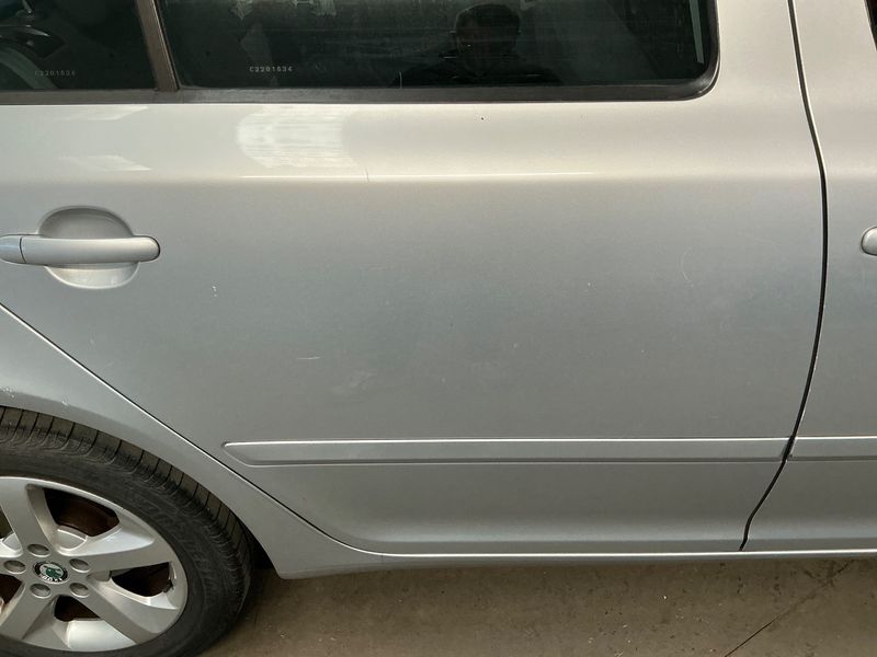 Skoda Octavia 1.6 TDI Ambition 2012 – снимка 24
