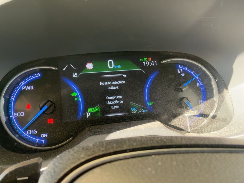 Toyota RAV 4 2.5 Hybrid 4x2 Feel! 2020 – снимка 18