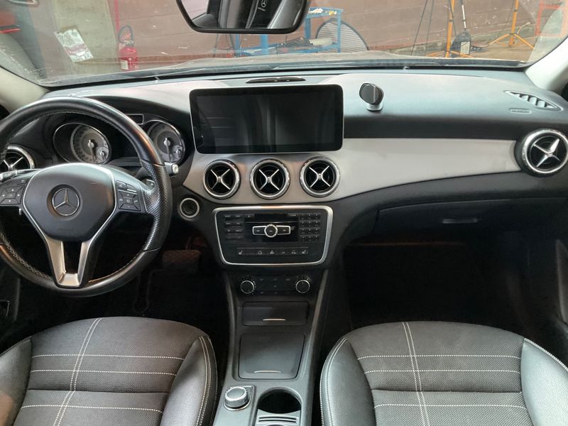 Mercedes-Benz GLA-Klasse GLA 200 Urban 2014 – снимка 17