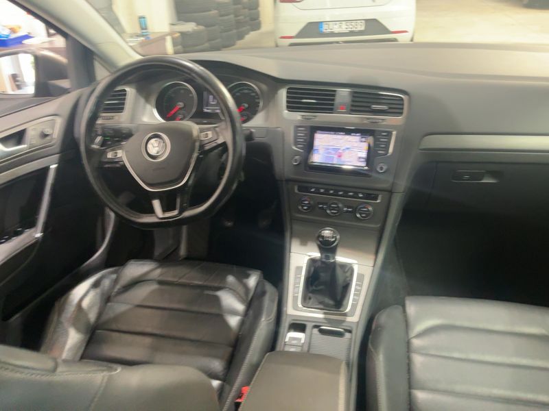 Volkswagen Golf VII 2.0 TDI Comfortline 4Motion BlueMotion Tech 2013 – снимка 18
