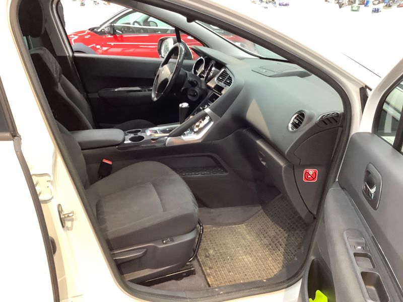 Peugeot 3008 2.0 HDi Business-Line 2013 – снимка 3