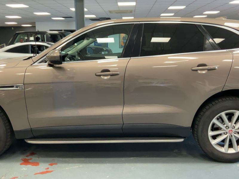 Jaguar F-Pace 30d Portfolio AWD 2016 – снимка 4