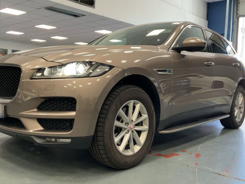 Jaguar F-Pace 30d Portfolio AWD 2016 – снимка 2