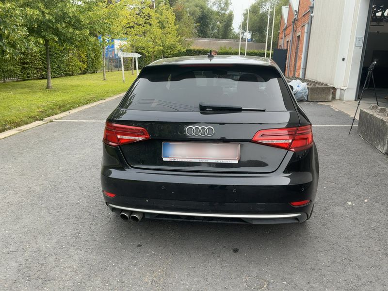 Audi A3 Sportback 2.0 TFSI quattro Sport 2017 – снимка 7