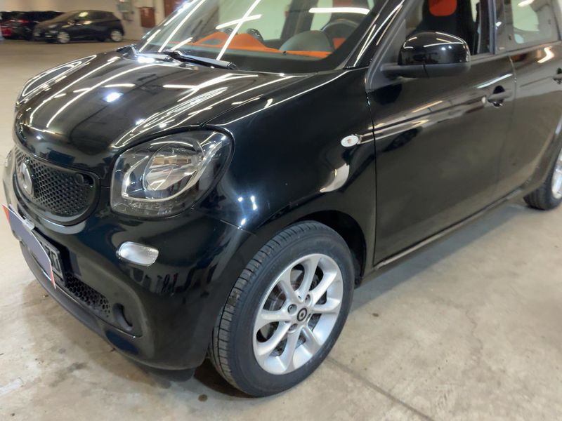 Smart forfour 1.0 Basis passion 2016 – снимка 2