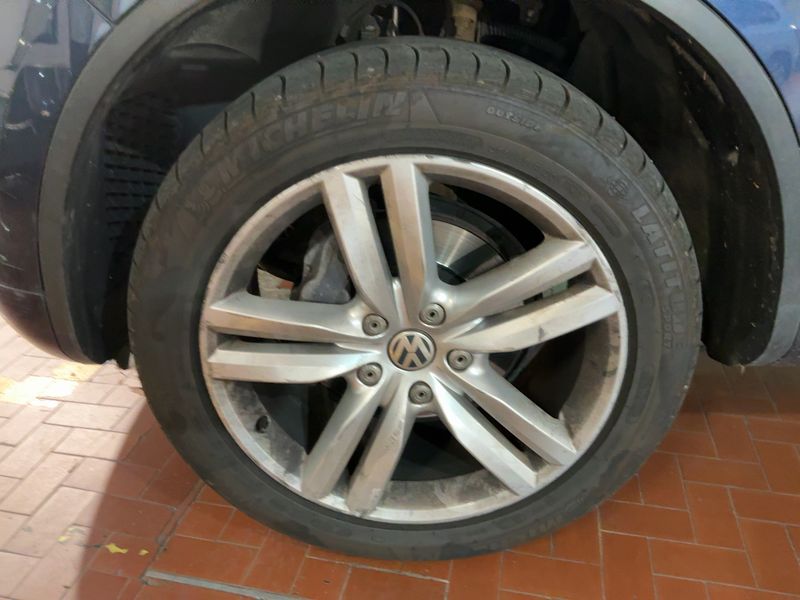 Volkswagen Touareg 3.0 V6 TDI Executive BlueMotion Tech 2014 – снимка на щета