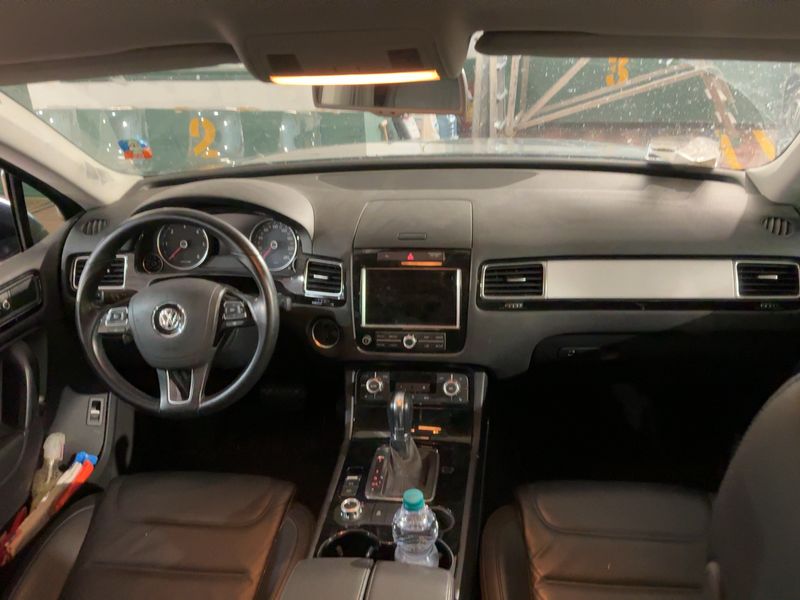 Volkswagen Touareg 3.0 V6 TDI Executive BlueMotion Tech 2014 – снимка 12