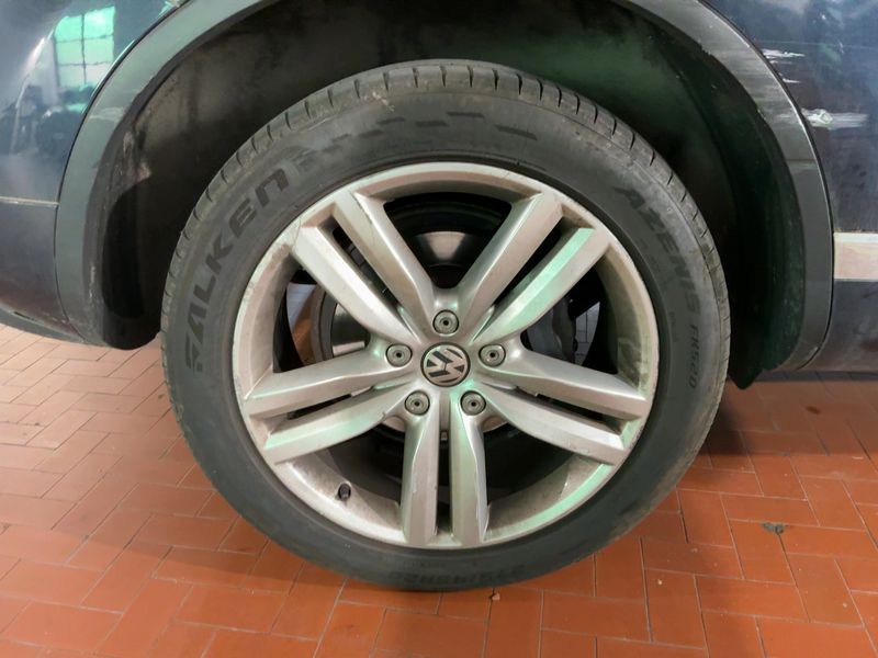 Volkswagen Touareg 3.0 V6 TDI Executive BlueMotion Tech 2014 – снимка на щета