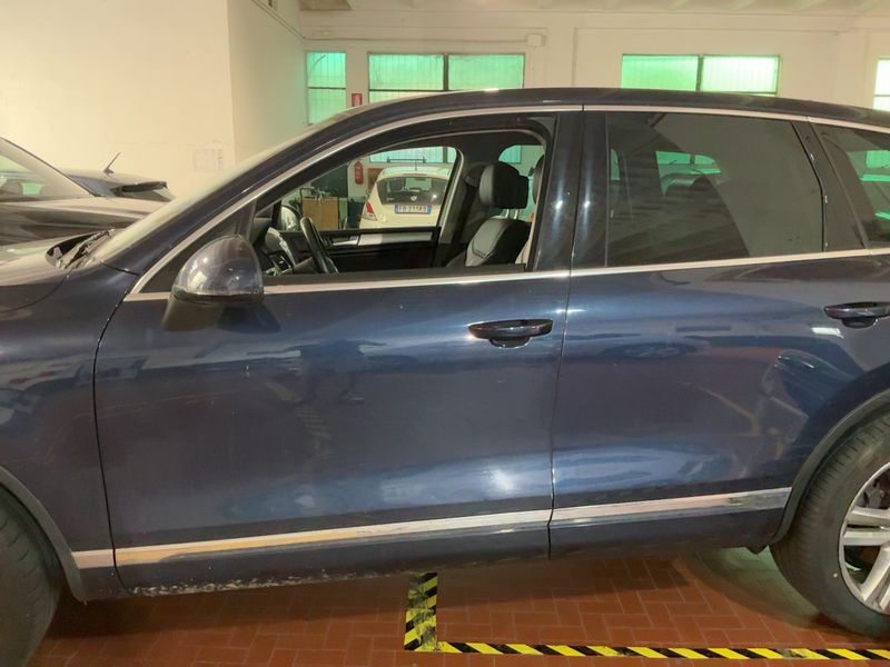 Volkswagen Touareg 3.0 V6 TDI Executive BlueMotion Tech 2014 – снимка на щета