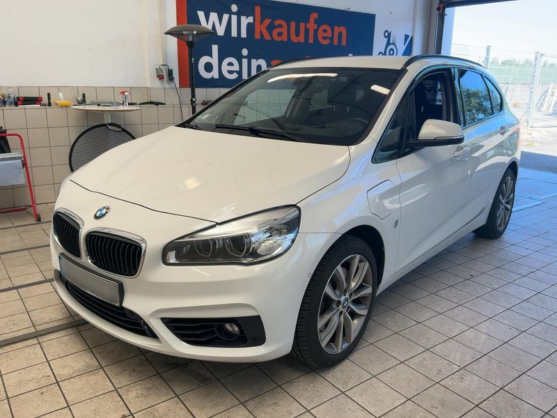BMW 2er 225xe Active Tourer Sport Line 2017 – снимка 1