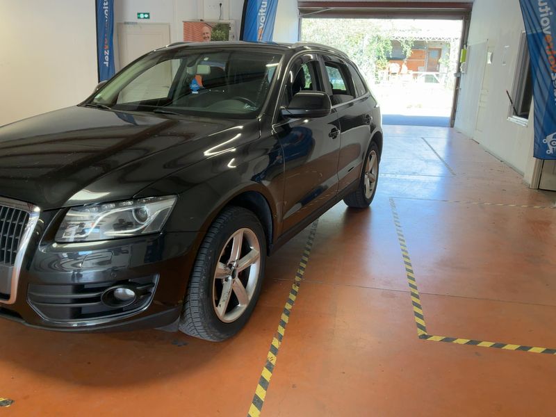 Audi Q5 2.0 TDI quattro S line 2012 – снимка 2