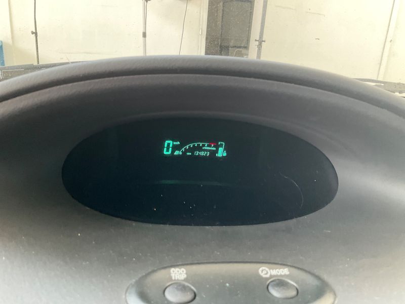 Toyota Yaris 1.0 VVT-i 2005 – снимка 4