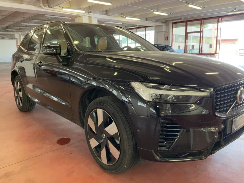 Volvo XC60 2.0 T8 Recharge Plug-in Hybrid Ultimate Dark AWD 2022 – снимка 12