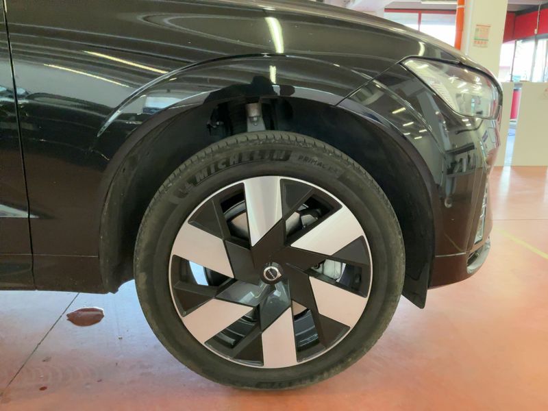 Volvo XC60 2.0 T8 Recharge Plug-in Hybrid Ultimate Dark AWD 2022 – снимка 11