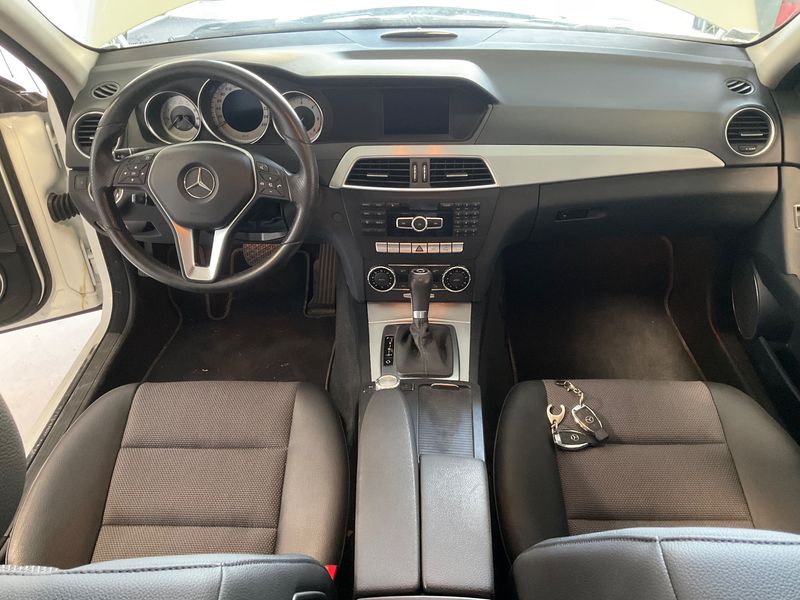 Mercedes-Benz C-Klasse C 200 CDI BlueEfficiency Avantgarde 2013 – снимка 12