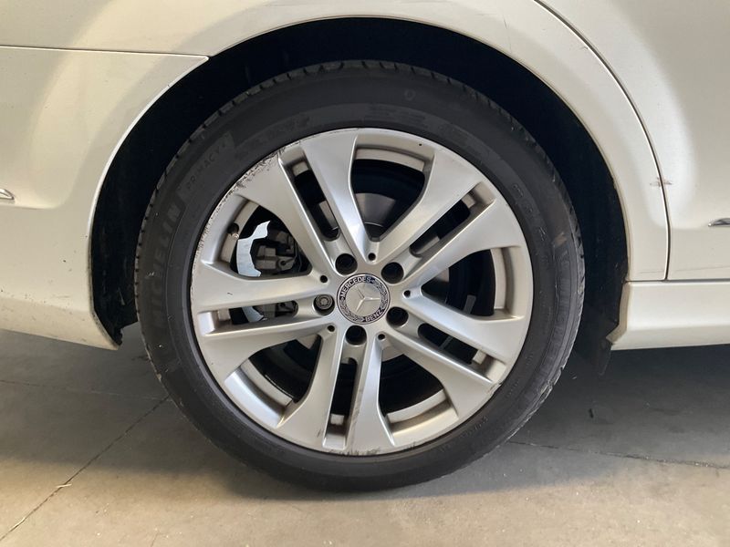 Mercedes-Benz C-Klasse C 200 CDI BlueEfficiency Avantgarde 2013 – снимка 19