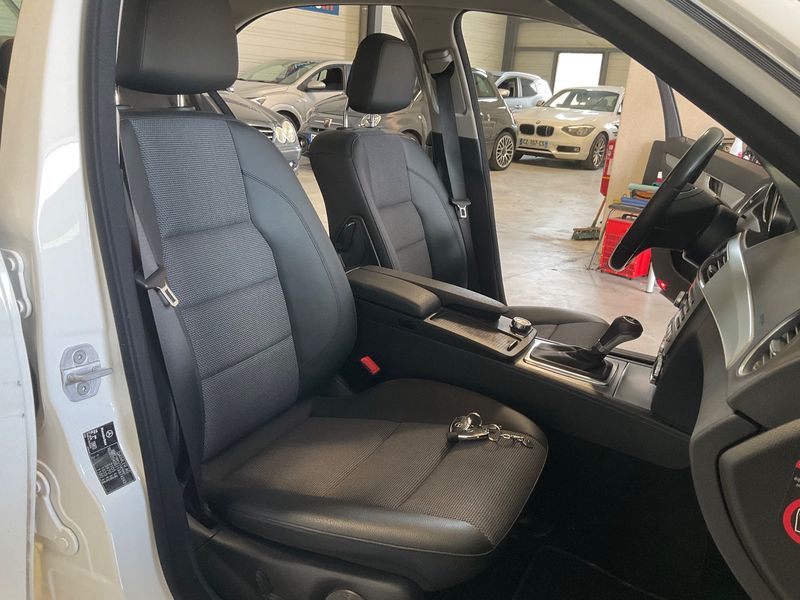 Mercedes-Benz C-Klasse C 200 CDI BlueEfficiency Avantgarde 2013 – снимка 11