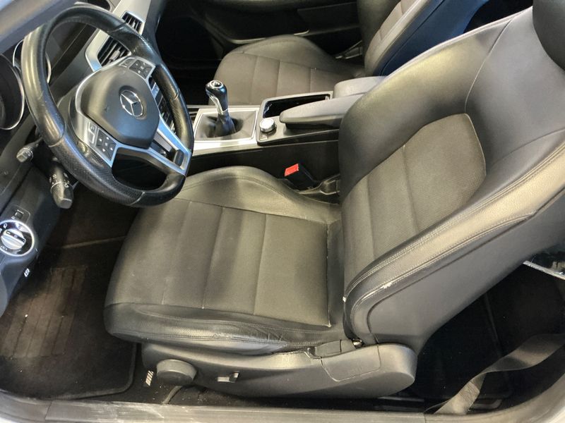 Mercedes-Benz C-Klasse C 220 CDI BlueEfficiency 2012 – снимка 22