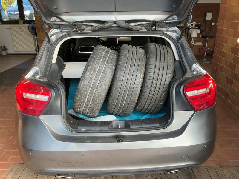 Mercedes-Benz A-Klasse A 180 CDI BlueEfficiency Urban 2012 – снимка 16