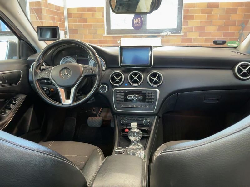Mercedes-Benz A-Klasse A 180 CDI BlueEfficiency Urban 2012 – снимка 18