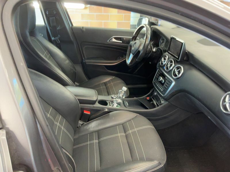 Mercedes-Benz A-Klasse A 180 CDI BlueEfficiency Urban 2012 – снимка 17