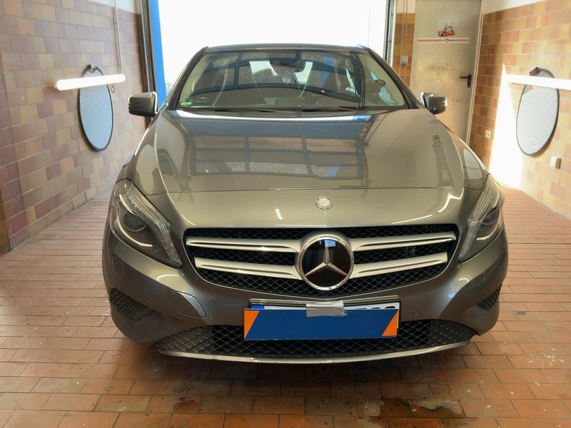 Mercedes-Benz A-Klasse A 180 CDI BlueEfficiency Urban 2012 – снимка 14