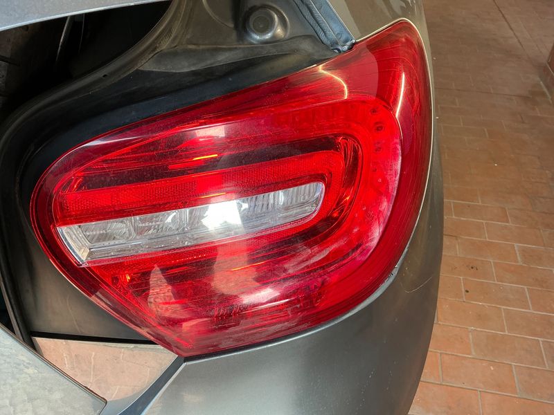 Mercedes-Benz A-Klasse A 180 CDI BlueEfficiency Urban 2012 – снимка 48