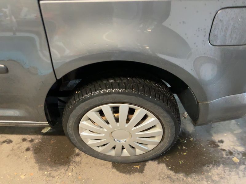Volkswagen Caddy 2.0 TDI Trendline 4Motion 2011 – снимка 5