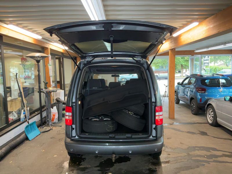Volkswagen Caddy 2.0 TDI Trendline 4Motion 2011 – снимка 16