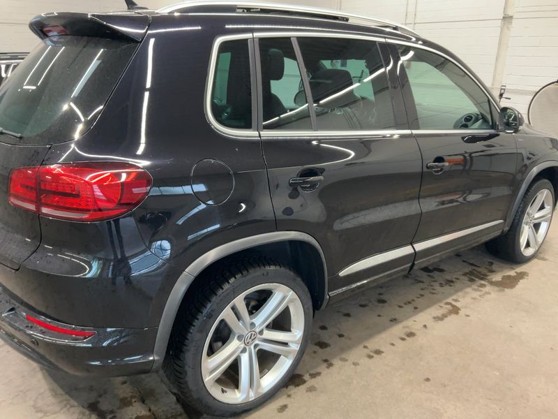 Volkswagen Tiguan 2.0 TDI Lounge Sport & Style 4Motion BlueMotion Tech 2015 – снимка 8