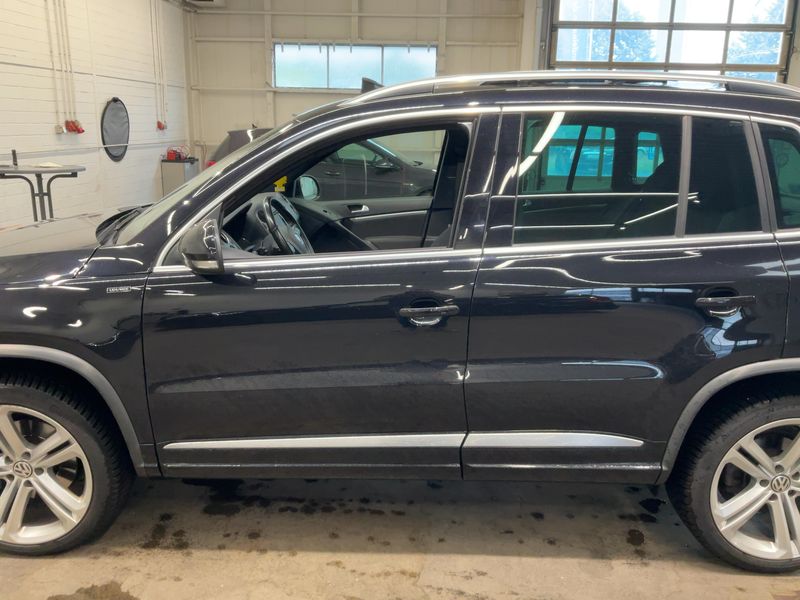 Volkswagen Tiguan 2.0 TDI Lounge Sport & Style 4Motion BlueMotion Tech 2015 – снимка 4