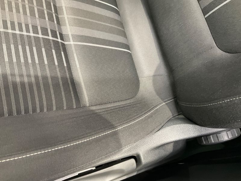 Volkswagen Tiguan 2.0 TDI Lounge Sport & Style 4Motion BlueMotion Tech 2015 – снимка 22