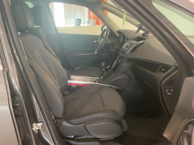 Opel Zafira Tourer 2.0 CDTI Cosmo 2012 – снимка 16