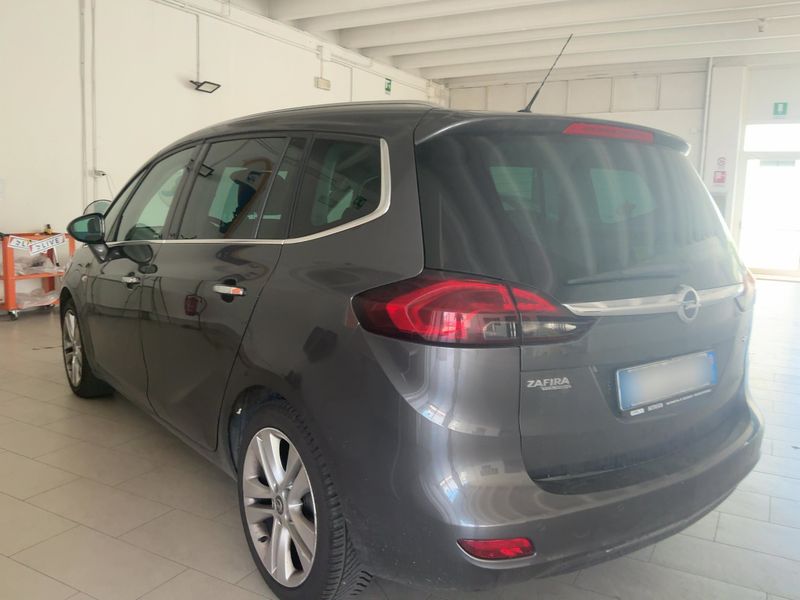 Opel Zafira Tourer 2.0 CDTI Cosmo 2012 – снимка 6
