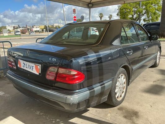 Mercedes-Benz E-Klasse E 320 CDI Elegance 2001 – снимка 2